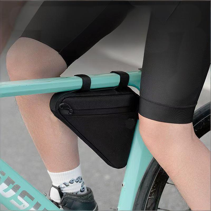New Waterproof Bike Triangle F - огляд і ціна Cycling Gear Duffle